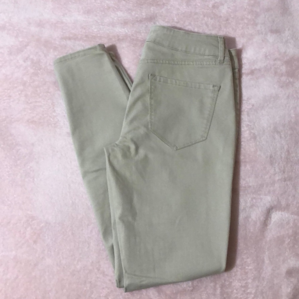 Khaki skinny jeans